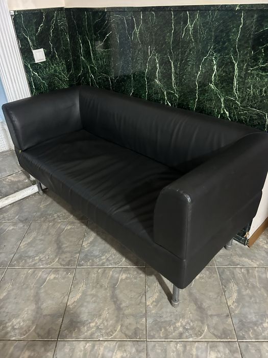 Продам диван срочно