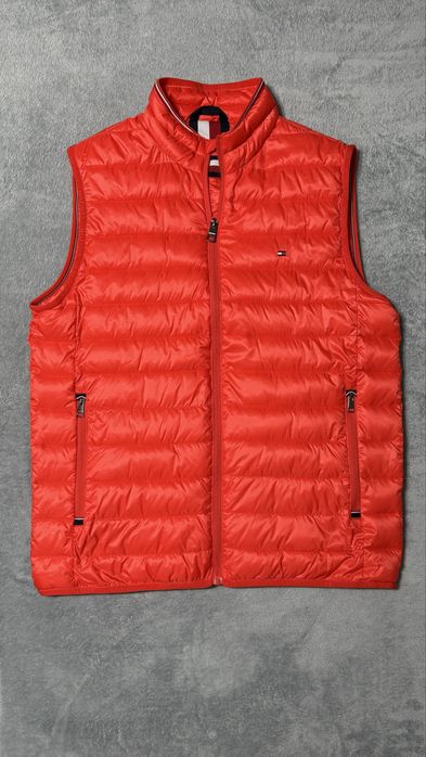 Vesta Tommy Hilfiger  M - NEPURTATA