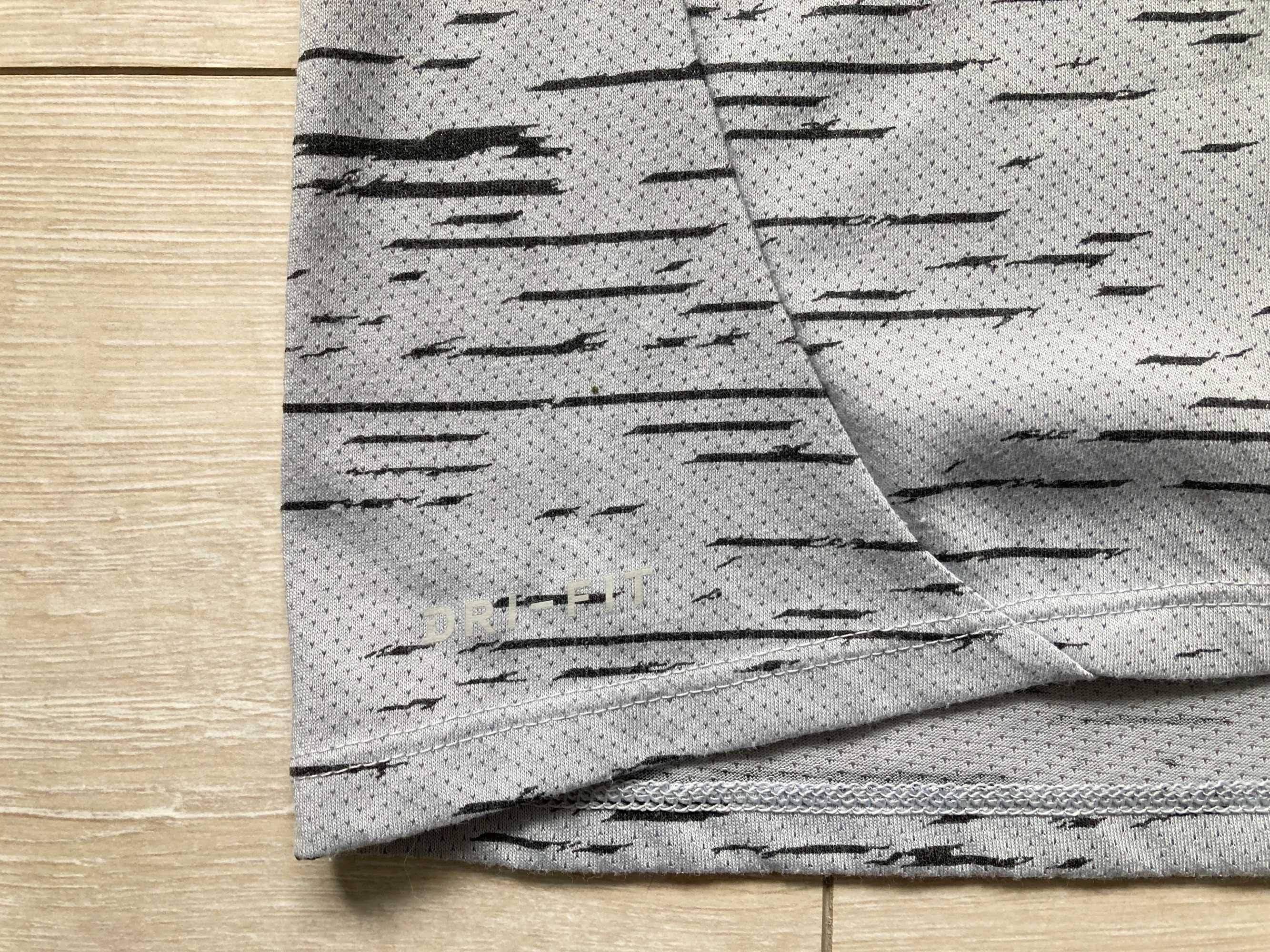 Найк Nike Tailwind Dri Fit Running мъжка тениска размер L