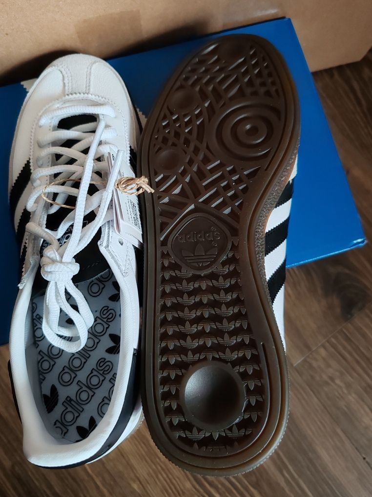 Adidas Handball Spezial IE3403 39 1/3 și 41 1/3