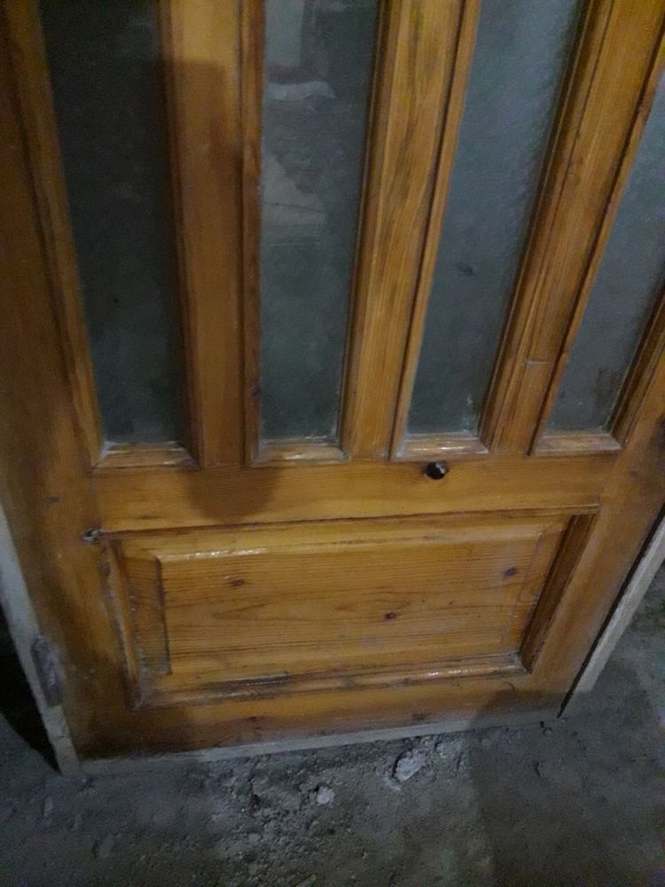 Продаются 2 двери