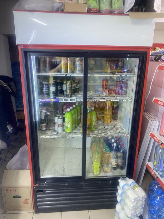 Холодильник бу для магазин