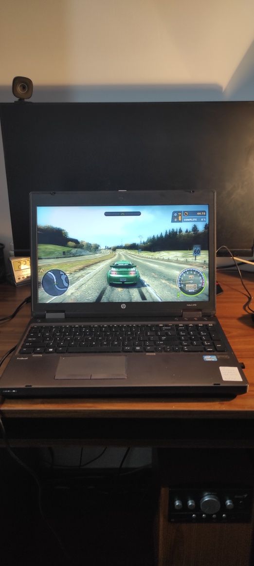 Laptop HP i5 8 GB DDR3 HDD 500 GB cu 9 jocuri instalate preț fix 400 l