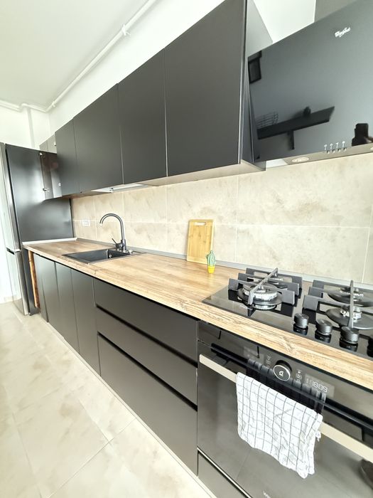 Apartament 2 camere, decomandat, spațios, vedere lacul Morii