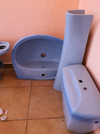 Vand chiuveta vas toaleta rezervor cadita dus albastru