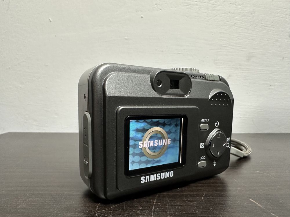 Aparat foto digital Samsung DIGIMAX 201-colectie Vintage-functional