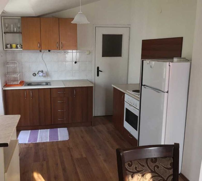 Дава се под наем Тристаен апартамент в Пловдив, Западен - 88 кв.м за 290.7 € - Снимка #3