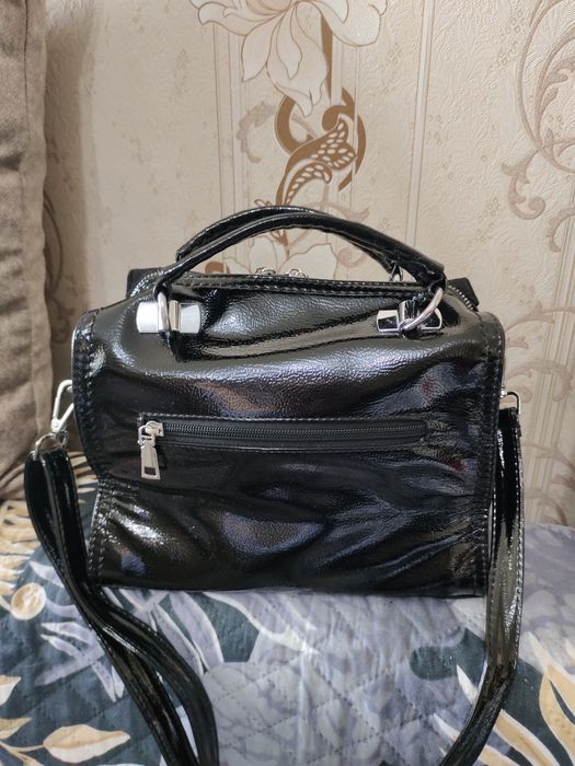 Продам новую женскую сумку