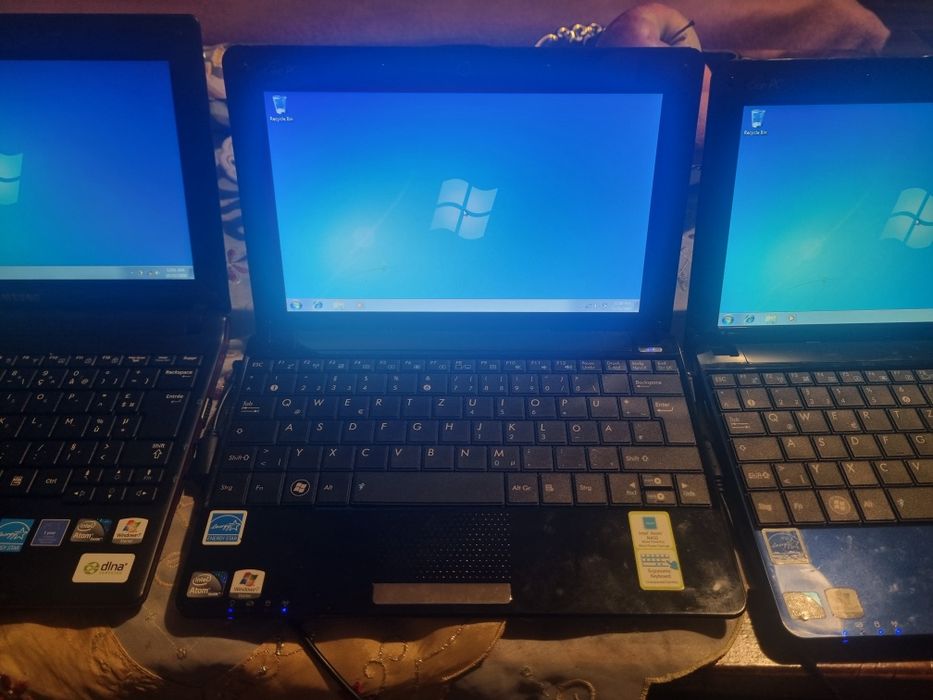 Mini Laptop 10 inch Samsung si Asus Eepc