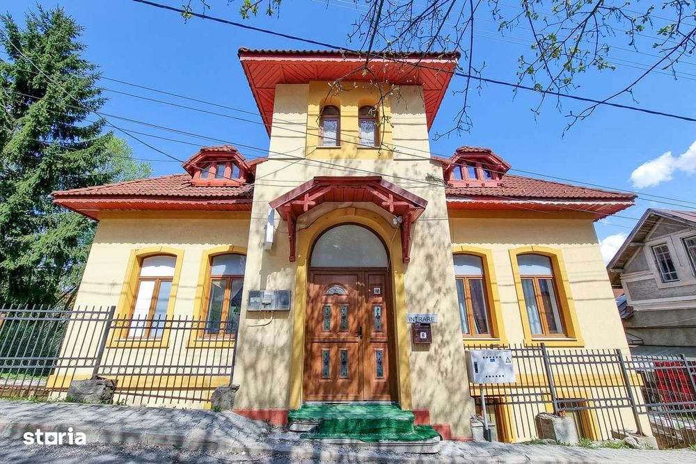 Pensiune Predeal, 11 camere, fost casino, fundație pe stanca