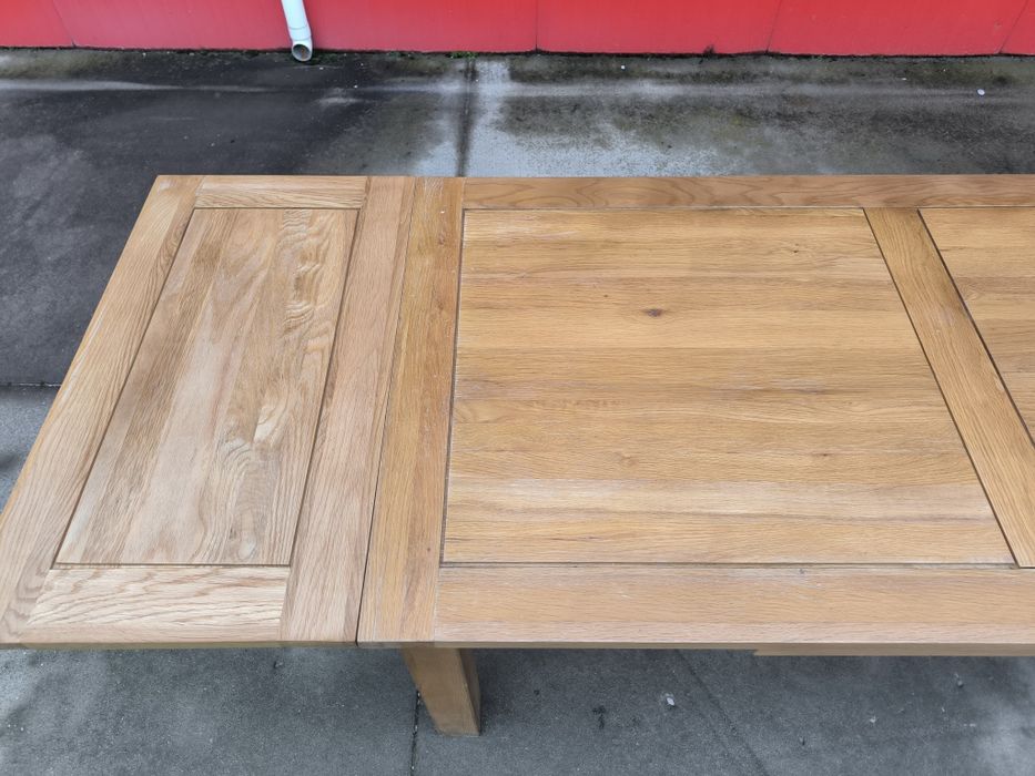 Масивна маса от Дъб+ пейка 2.80м