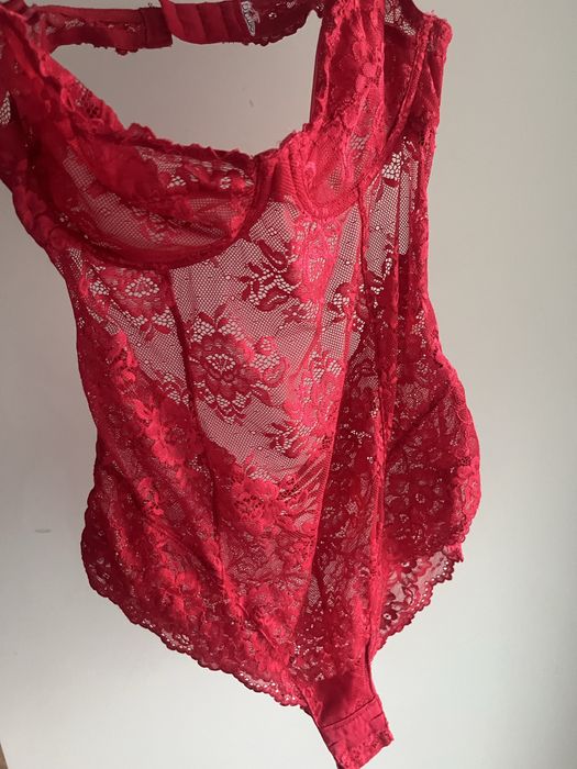 Body confortabil marime s