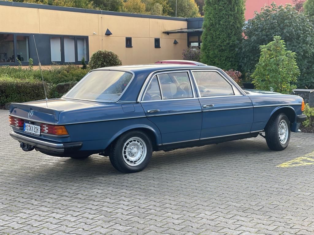 Mercedes E230 1982