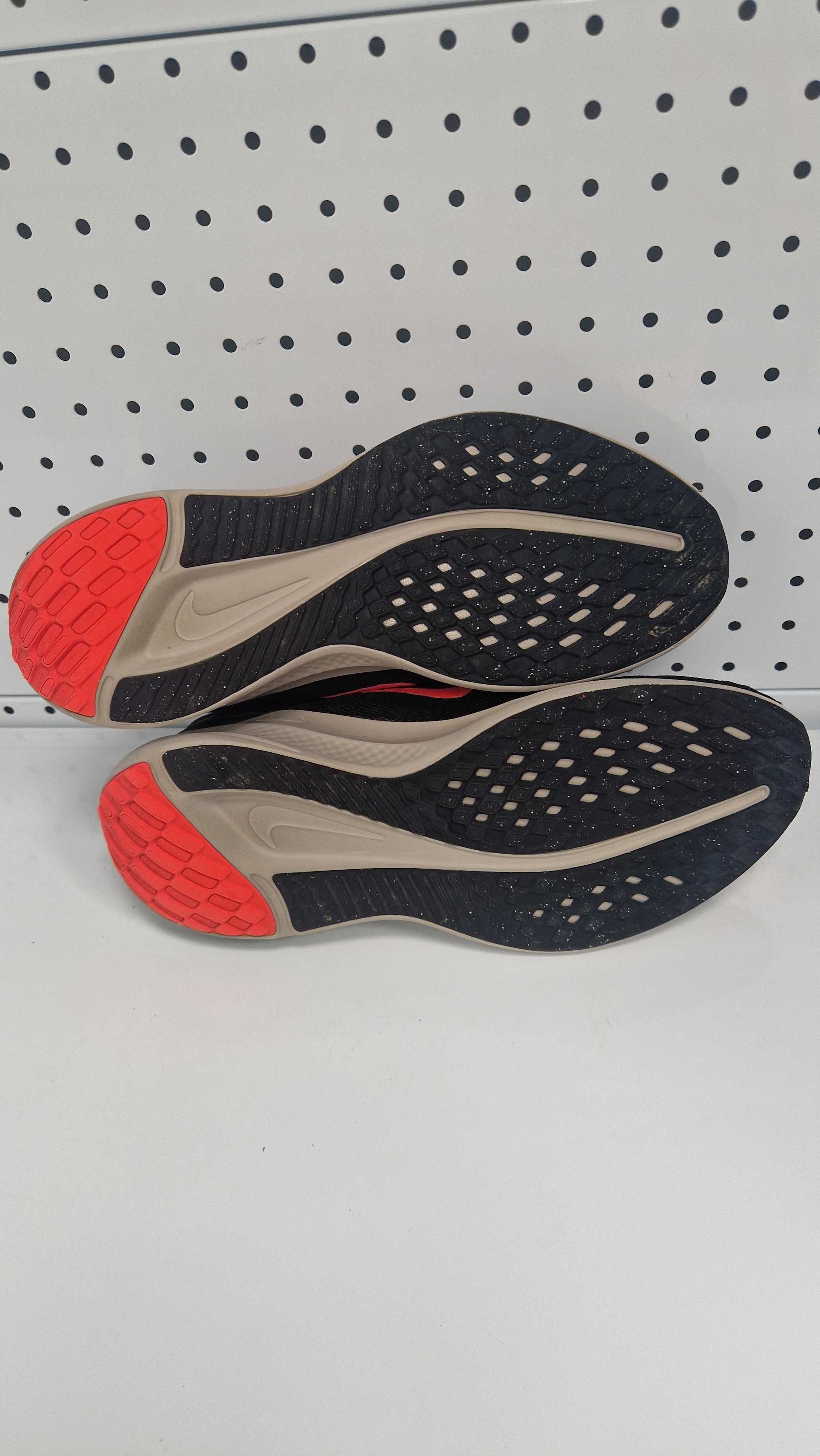 Оригинални мъжки маратонки- Nike Quest 5 Trainers