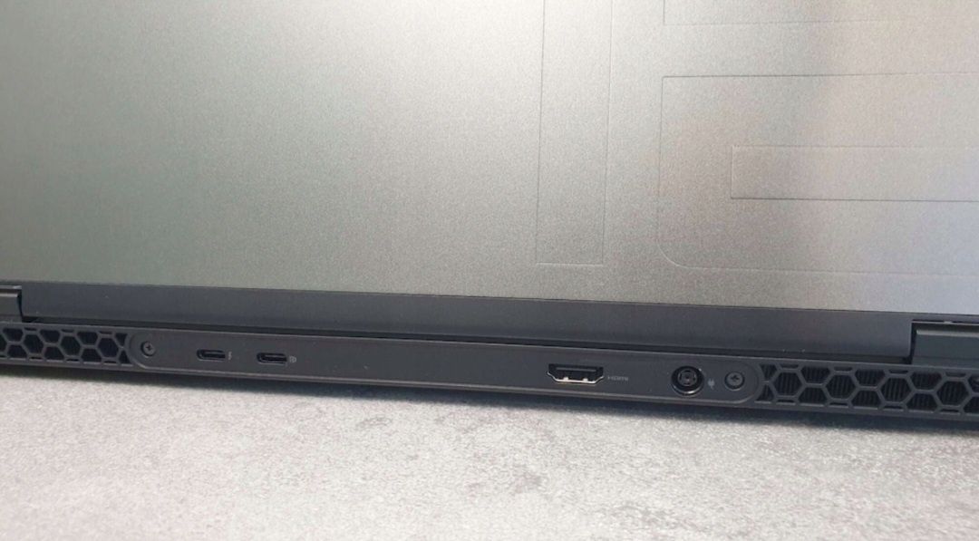 ALIENWARE M16 R2, 4 TB, Ultra 7, 64 Gb Ram