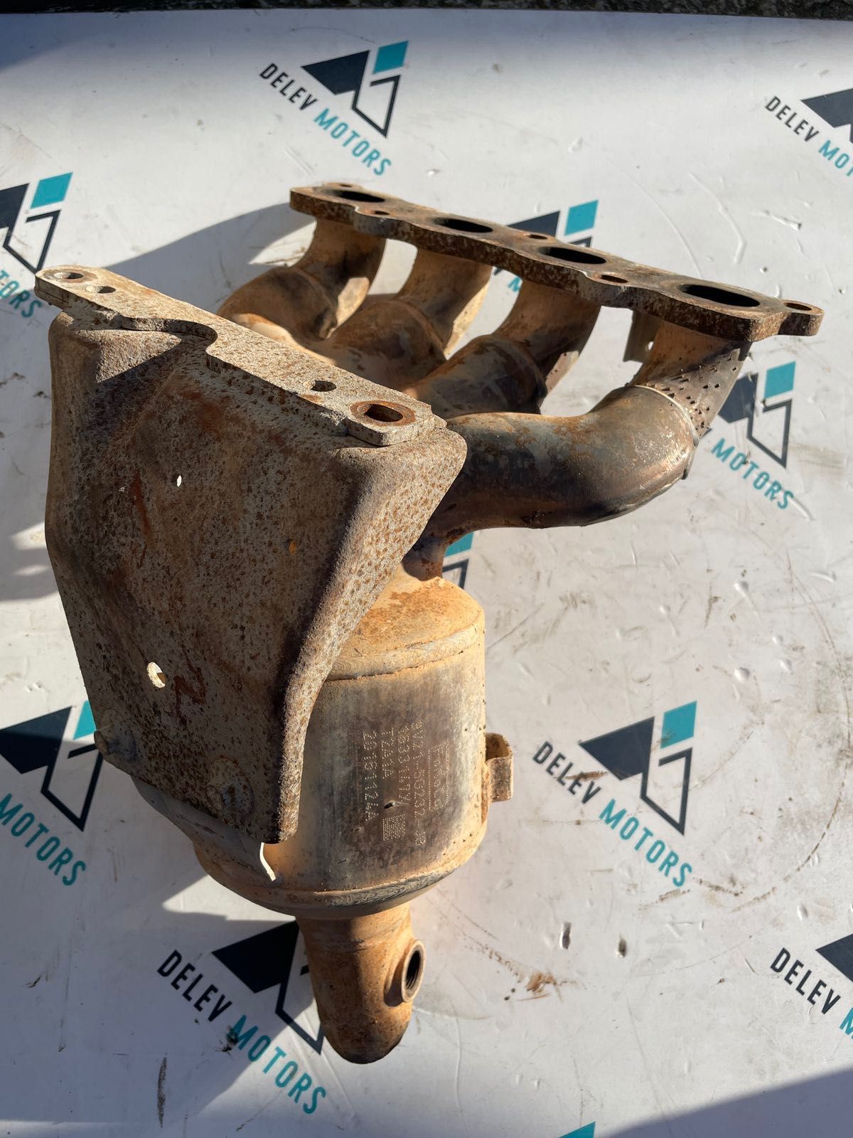 9V21-5G232-JB Катализатор от Ford Fiesta 1.25i 2015 г.