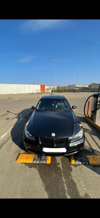 De vanzare BMW 320d E90