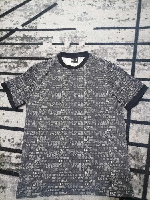 EA7 ТЕНИСКА (размер S)
