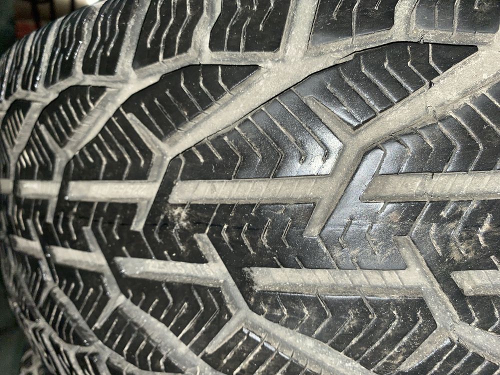 Tigar Winter 225/55 R16