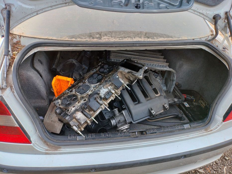 Dezmembrari  BMW 3 (E46)  1998  > 2007 320 d Motorina