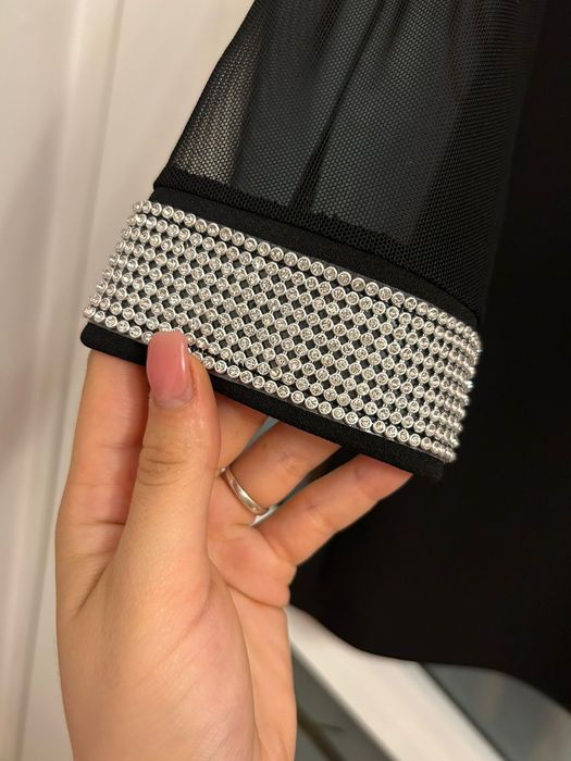 Rochie neagra cu banda  strasuri