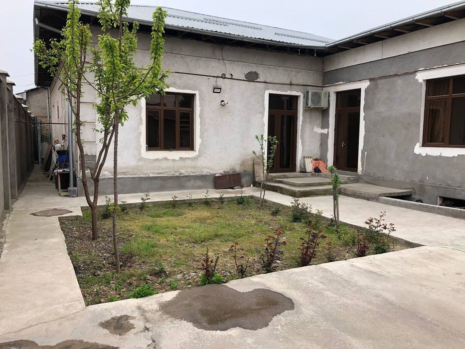 Yonimizada metro astanofkasi bor roxat krug