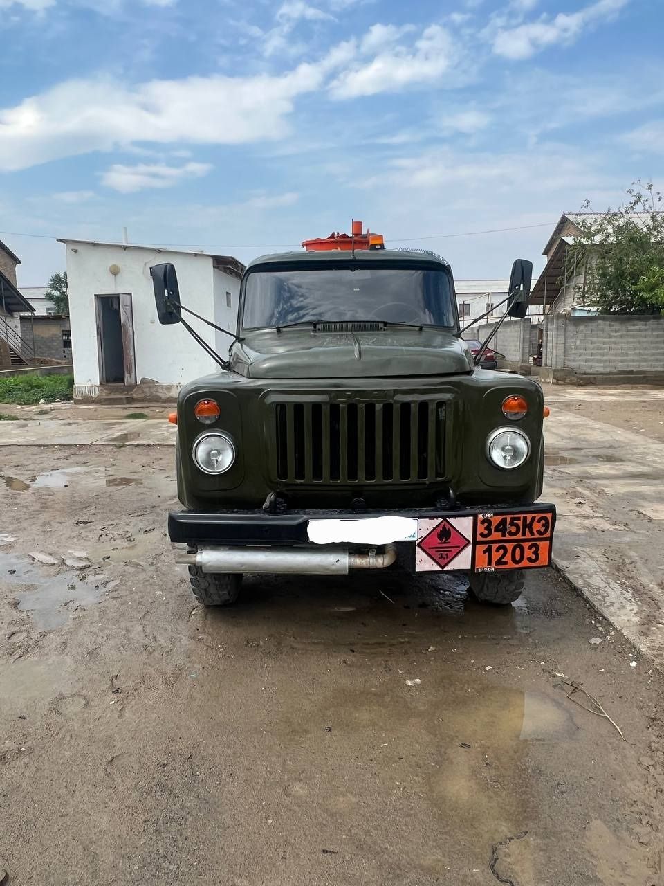 GAZ 53 A Benzvos