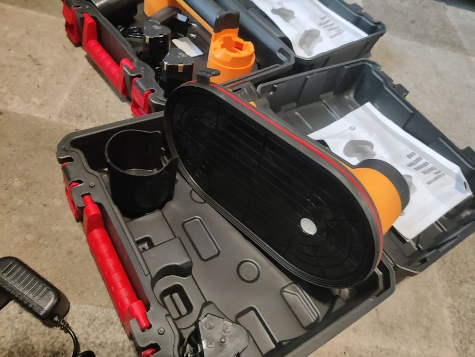 Ventuza de ridicare pe vacuum cu display digital ,2 acumulatori nou