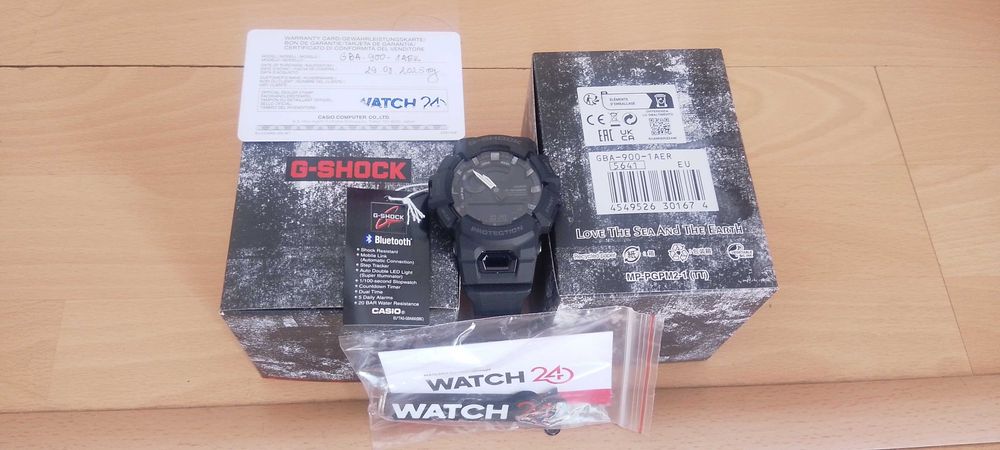 ЧАСОВНИК CASIO G-SHOCK GBA-900-1AER Със 2 години гаранция