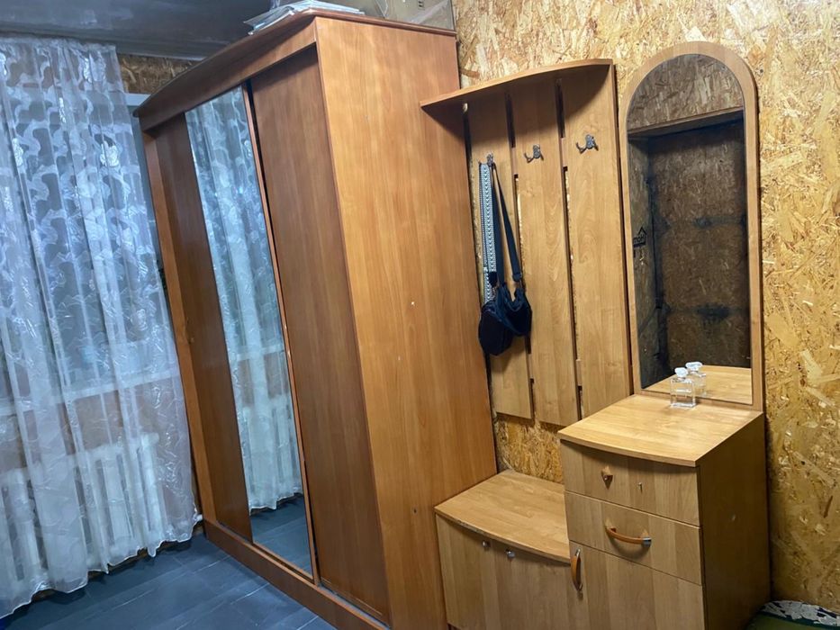 Продам шифанер с камодом