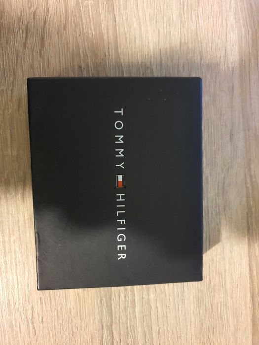 Мъжки портфейл от естествена кожа Tommy Hilfiger