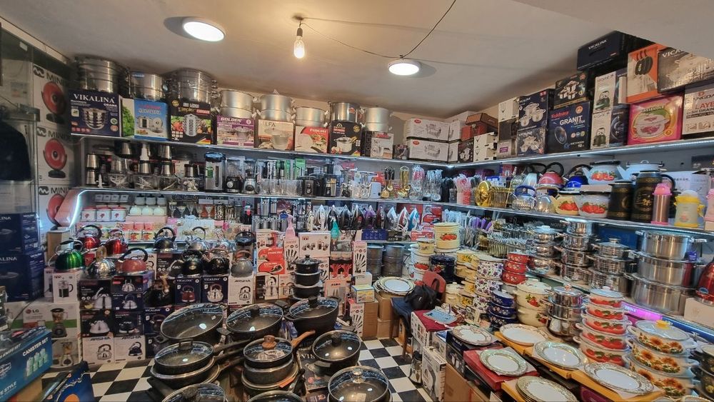 Dehqon bozor hududida joylashgan A blok, padvaldagi A17  do'kon