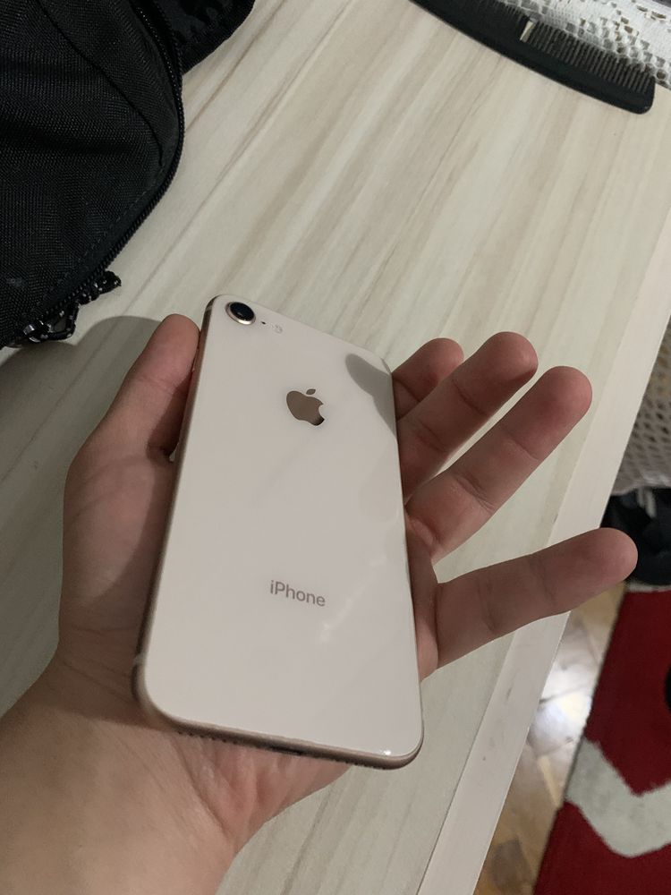 Перфектен!! Iphone 8|64GB