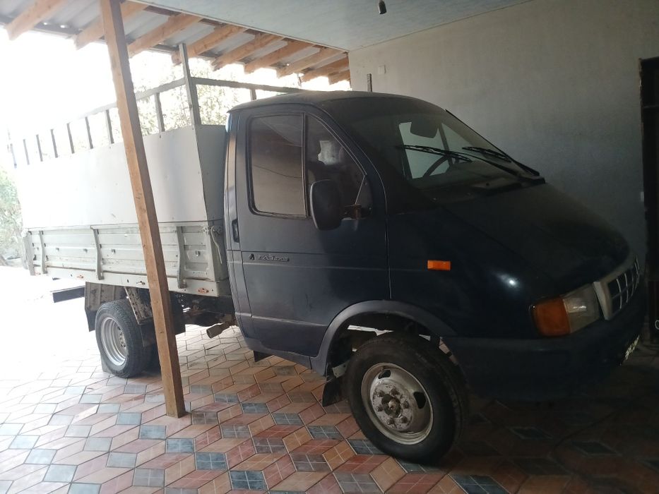 Машина Газель 3102