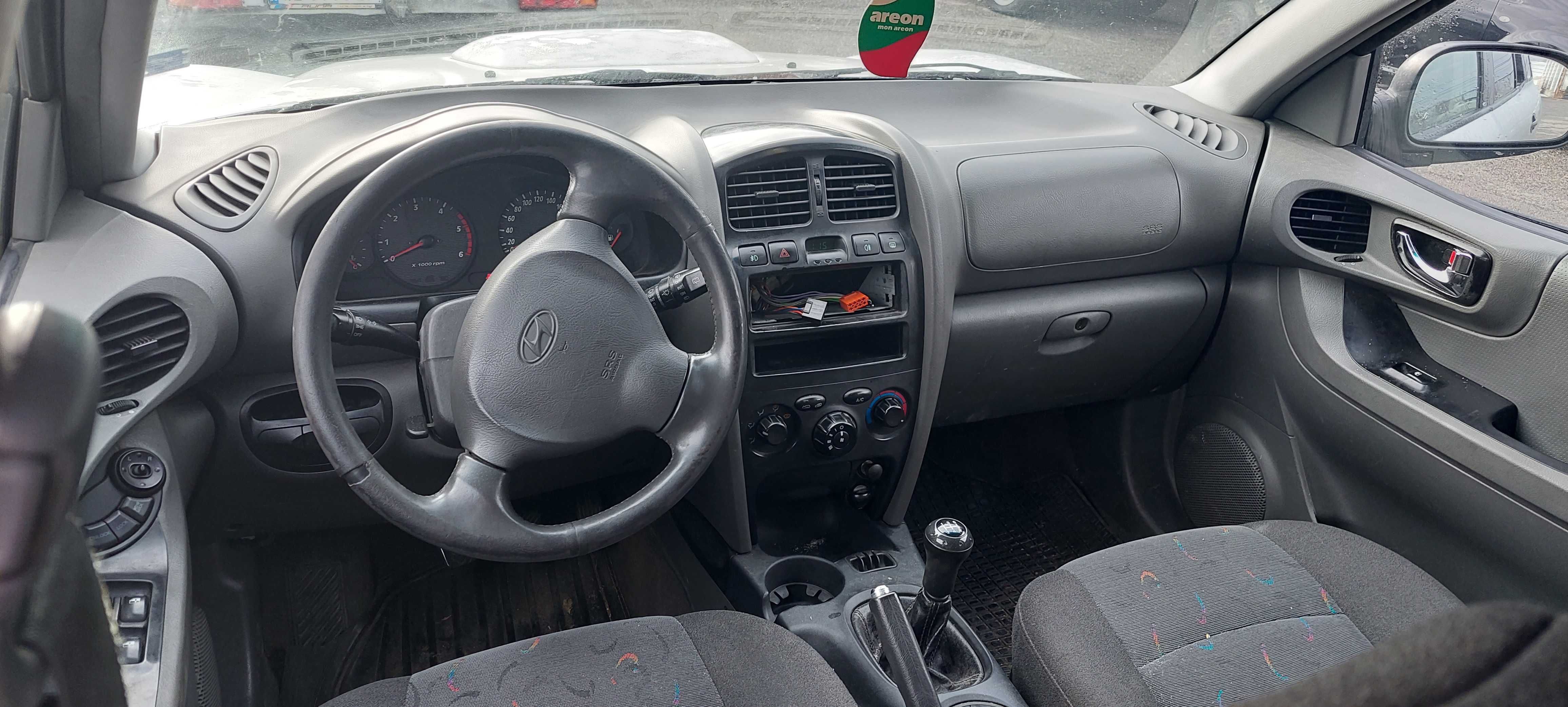 Hyundai Santa Fe 2.0 crdi , Хюндай Санта Фе на Части!
Юни 2002