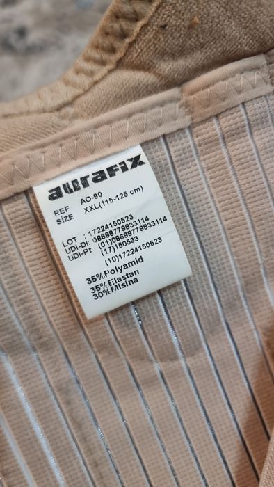 Karset azgina taqilgan