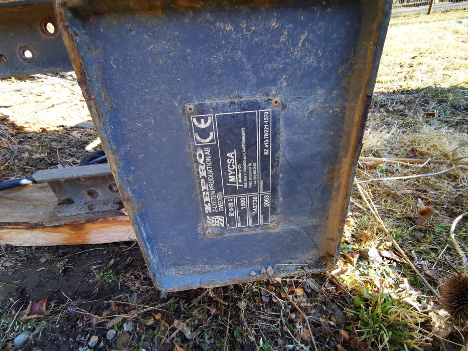 Lift oblon hidraulic zepro universal  maxim 1500kg