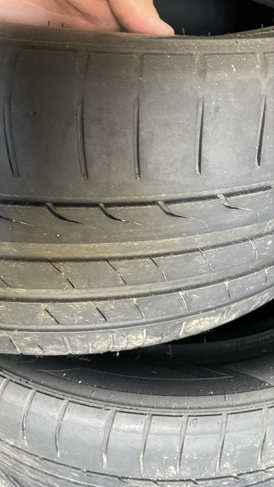 Продам шины 235/50/18