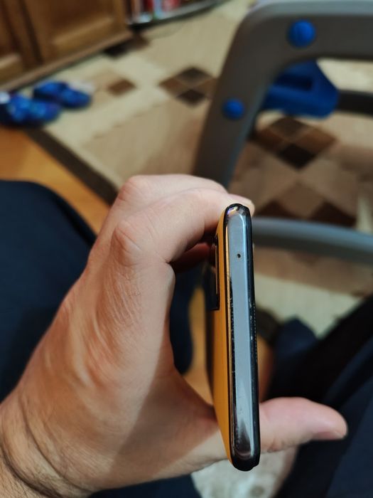 Vând realme GT 5G de 12GB RAM și 256GB stocare