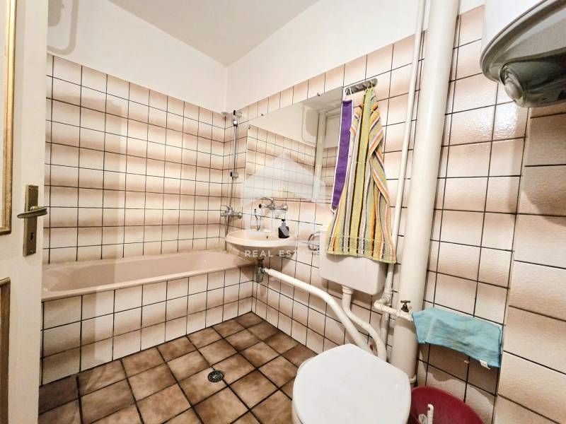 Продава се Многостаен апартамент в Велико Търново, Света гора - 176 кв.м за 783 €/кв.м - Снимка #11