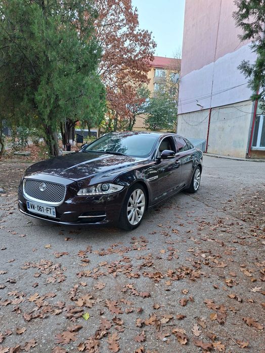 Jaguar xj vand sau schimb