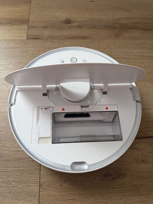 ТОП ЦЕНА! Прахосмукачка робот Roborock S5 - сухо и мокро почистване