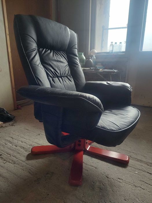 Офис стол - кожен