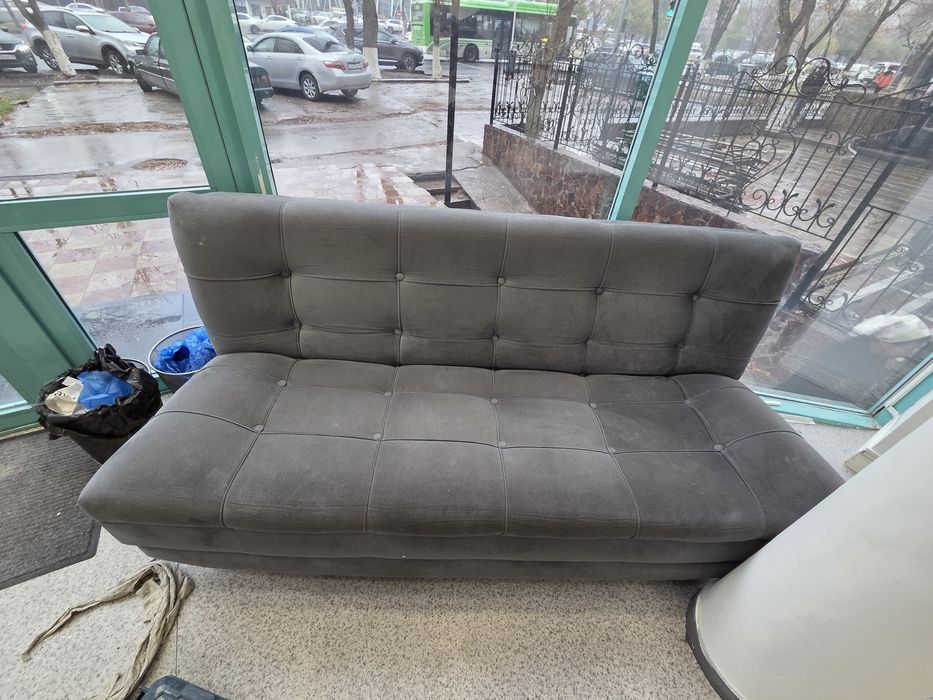 Продается диван б/у