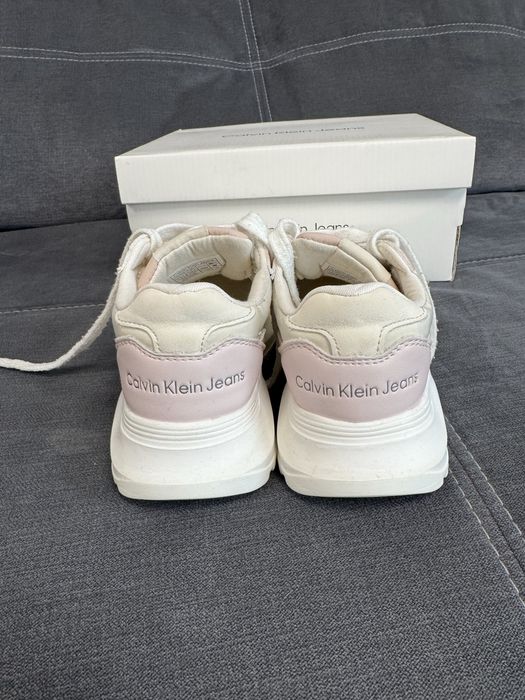 Обувки Calvin Klein, 31