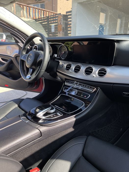 Mercedes E220Diesel-electric