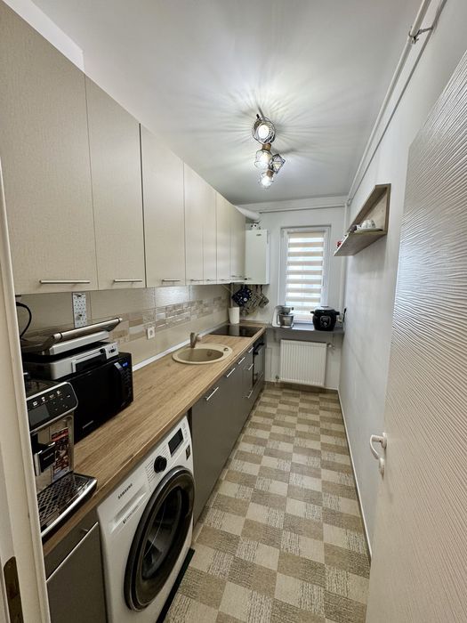 Apartament 2 camere + gradina + parcare subterana, zona Parcul Poligon