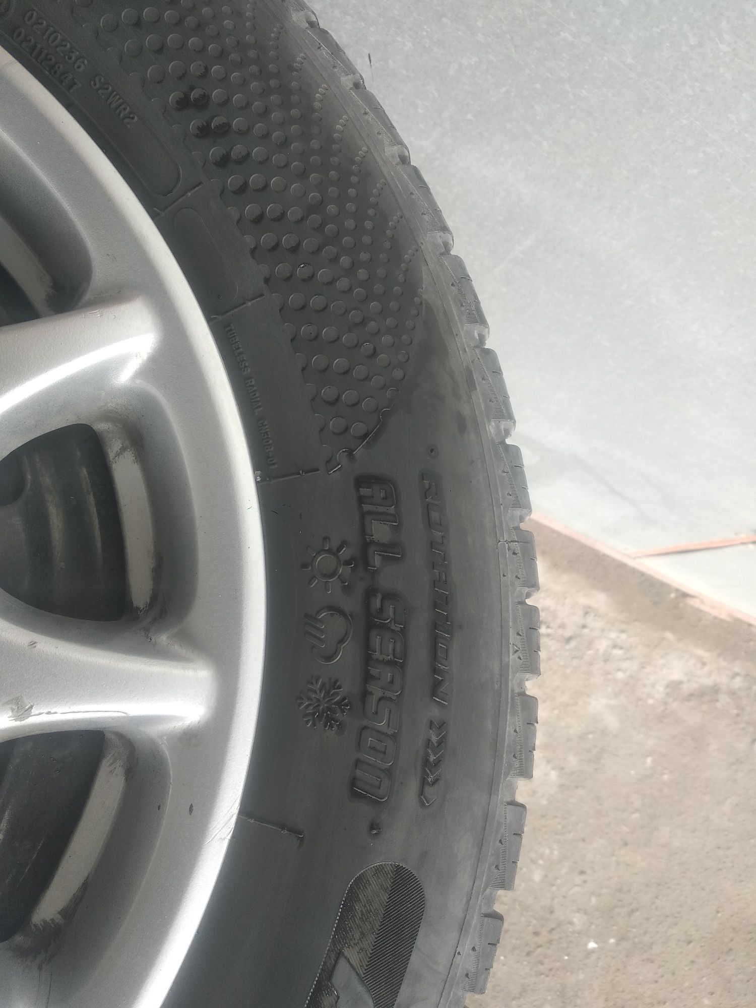 Диски с шинами R15 5×114.3 Kia Hyundai Nissan Toyota t