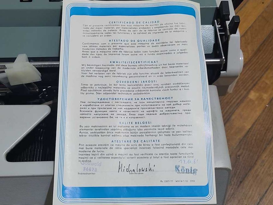 Masina de scris mecanica Robotron 20 noua