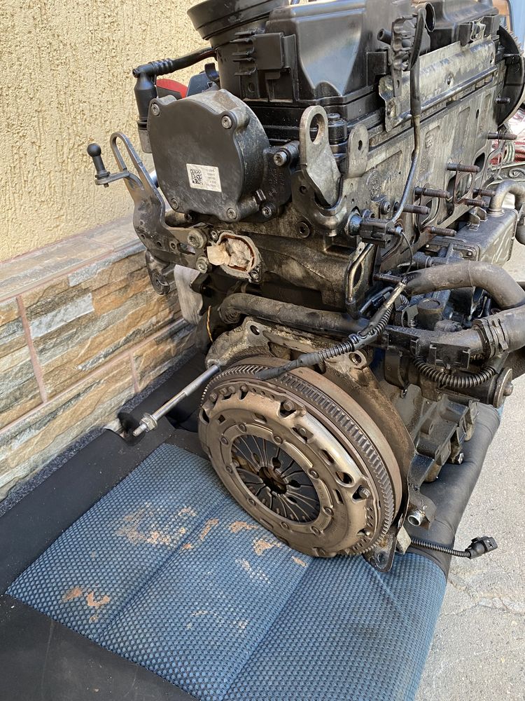 Motor Golf 6 Passat b6 1.6 Tdi CAYC 105 cai fara anexe.